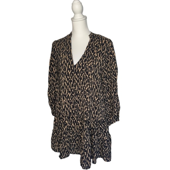 Zara Mini Ruffle Dress Size  Medium Animal Print Long Sleeve V-Neck Viscose - Picture 5 of 8
